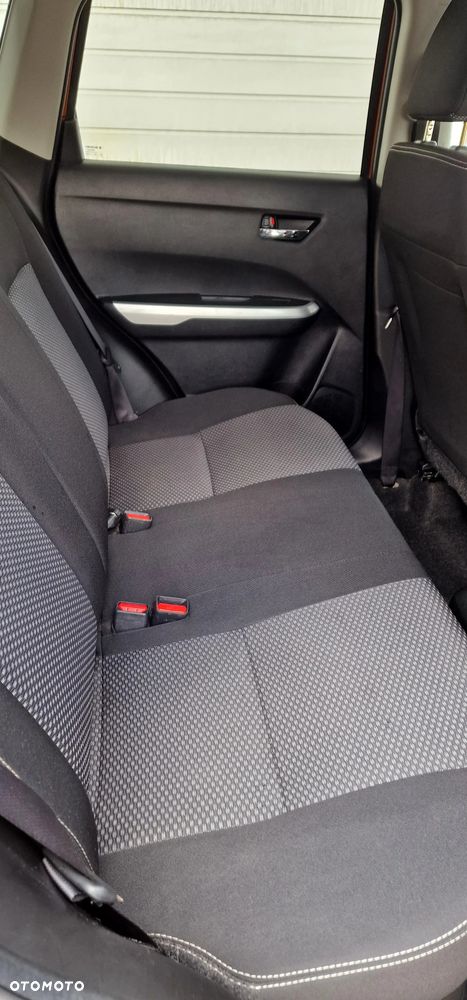 Suzuki Vitara 1.6 DDiS (4x4) Allgrip Comfort - 10