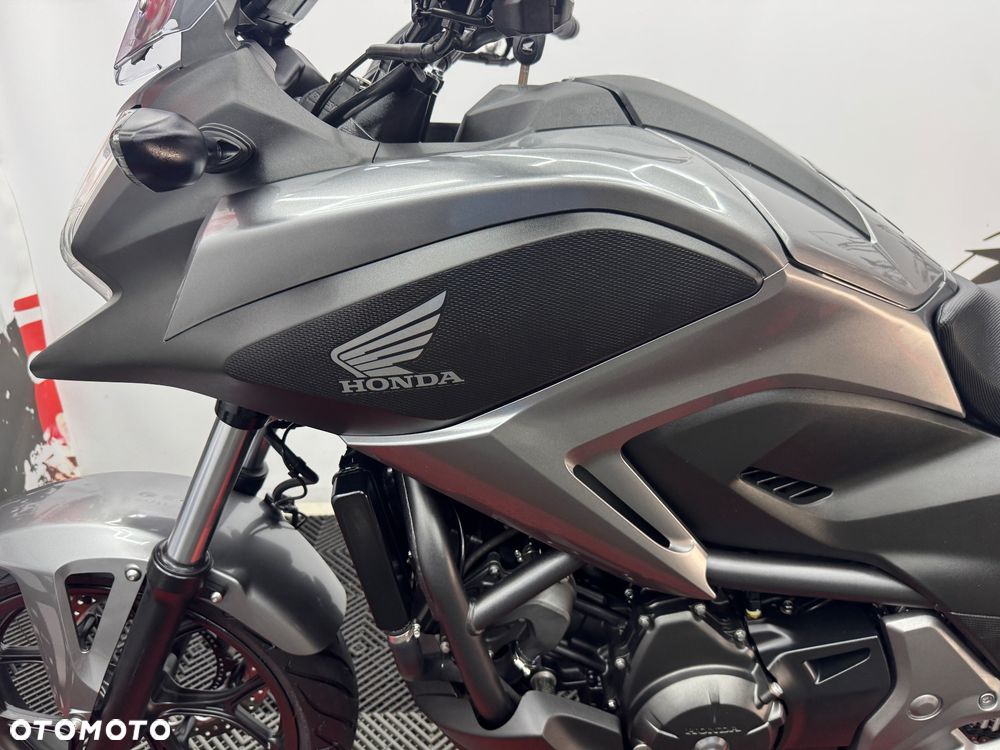 Honda NC - 12