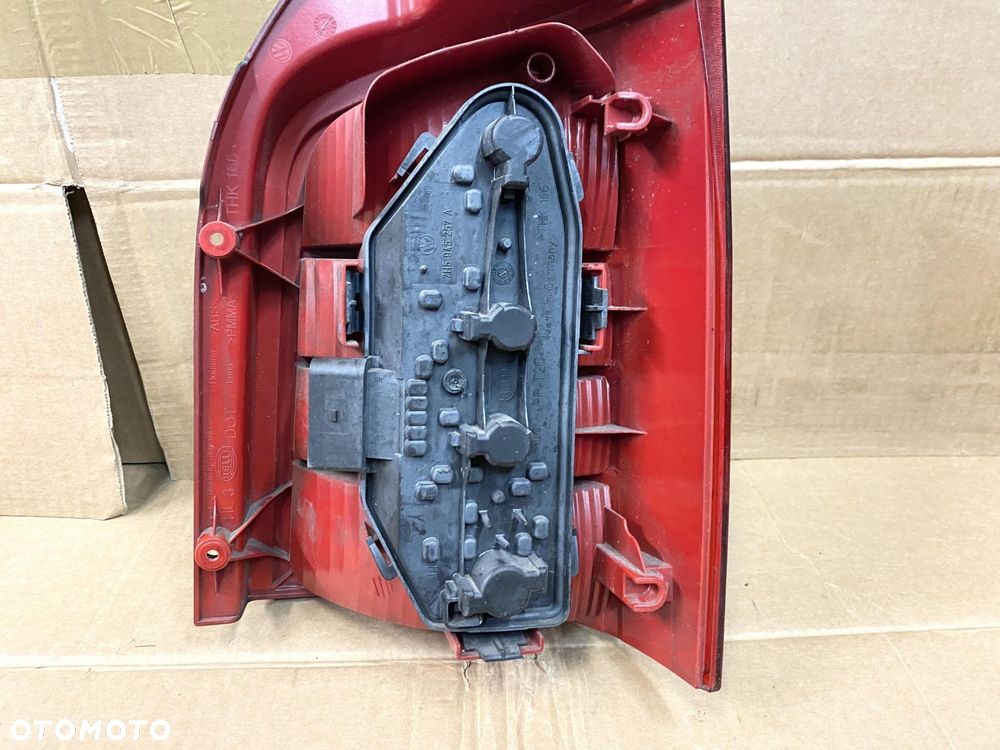 VW TRANSPORTER T5 03- LAMPA TYLNA LEWA DO WERSJI Z KLAPĄ ORYGINALNA - 5