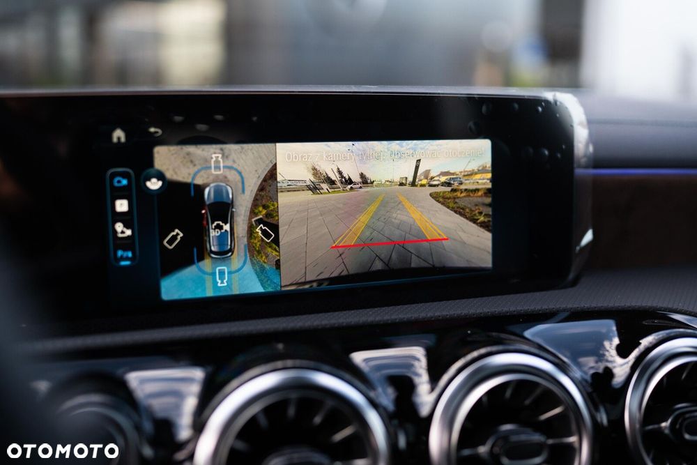 Mercedes-Benz CLA - 22