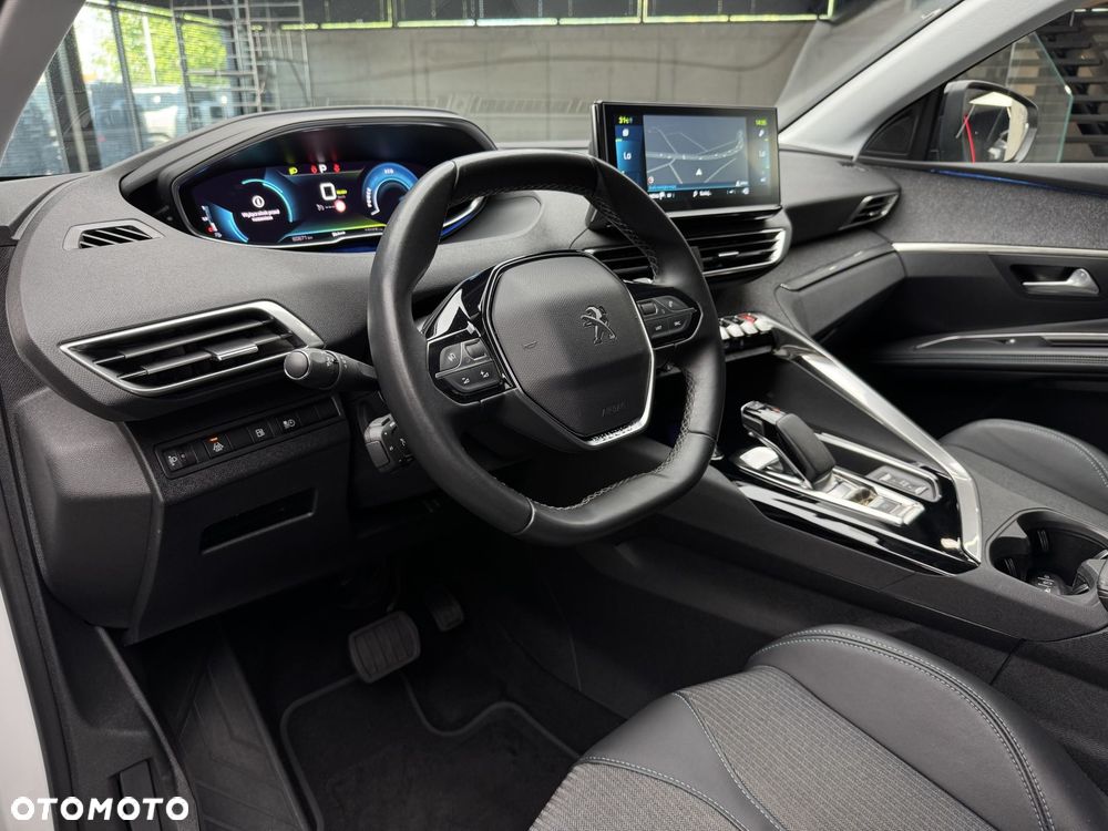 Peugeot 3008 1.6 PureTech Hybrid PHEV Allure S&S EAT8 - 10