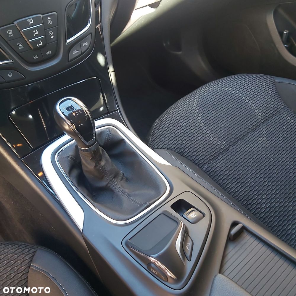 Opel Insignia 2.0 CDTI Cosmo S&S - 15