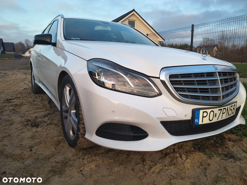 Mercedes-Benz Klasa E 200 BlueTEC 7G-TRONIC Elegance - 1