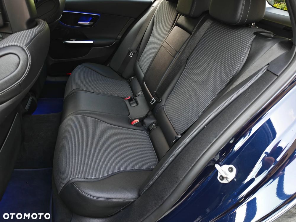 Mercedes-Benz Klasa C 220 d 9G-TRONIC Avantgarde - 28