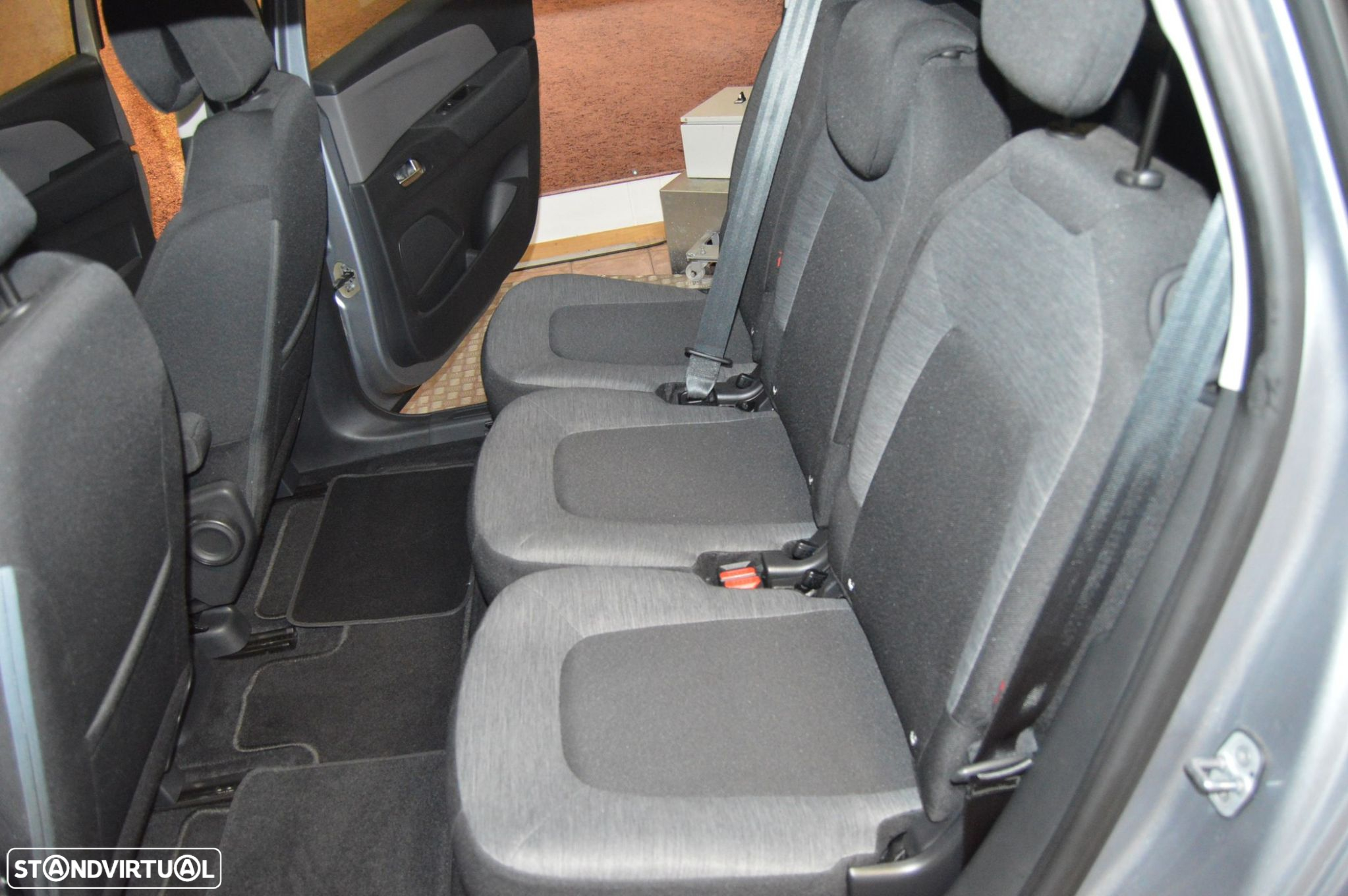 Citroën Grand C4 Spacetourer 1.5 BlueHDi Feel EAT8 - 25