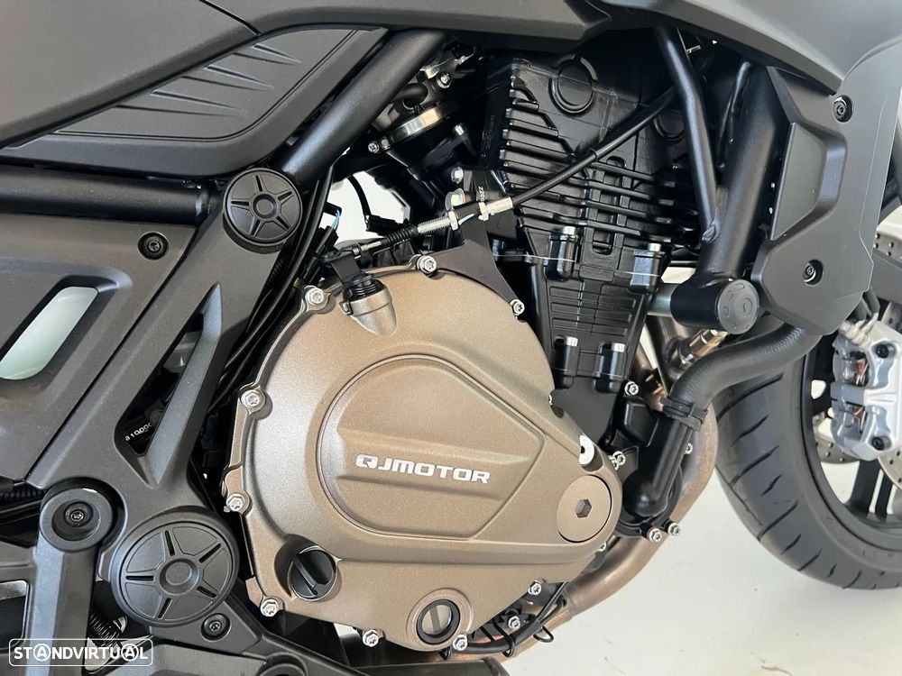 QJ Motor SRK 700 - também para carta A2 - PREÇO CAMPANHA - 12
