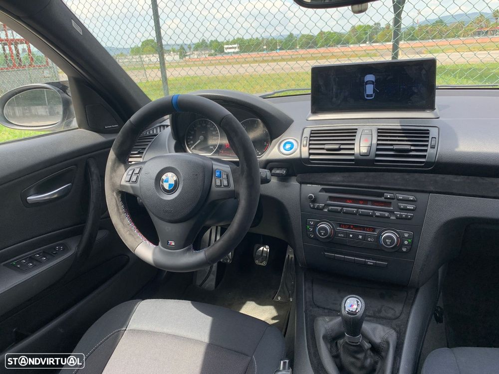 BMW 118 d Pack M - 16