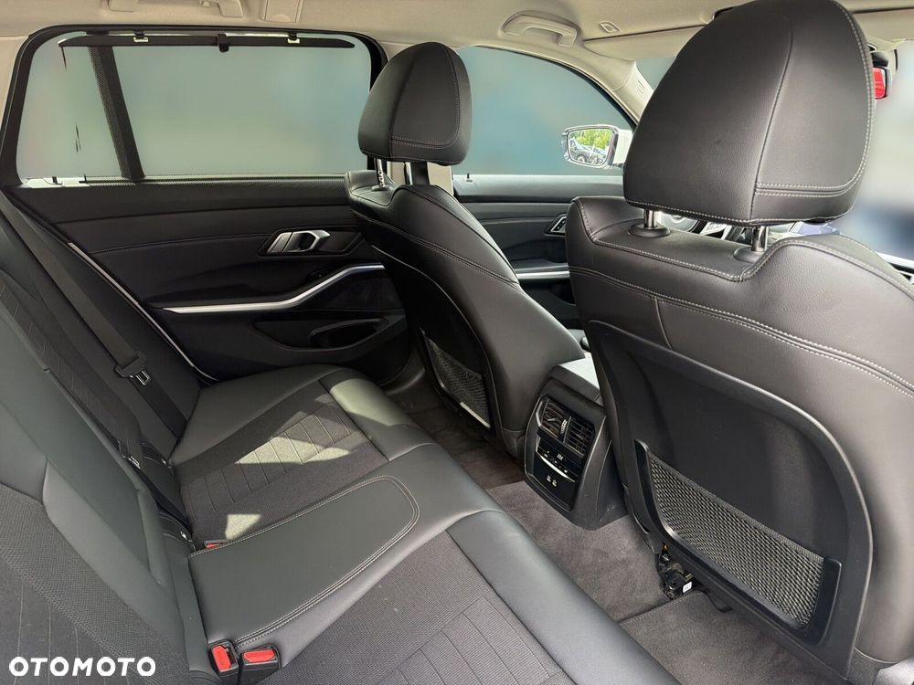BMW Seria 3 - 15