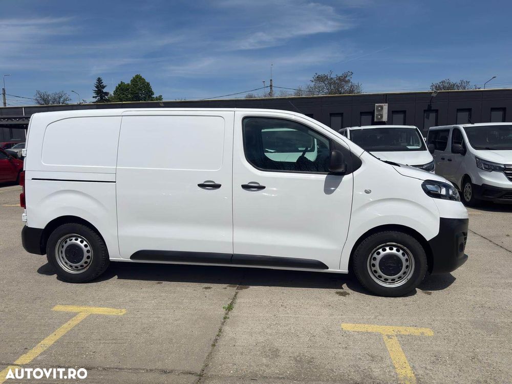 Opel Vivaro - 11