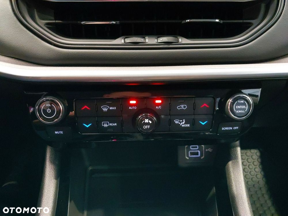 Jeep Compass - 36