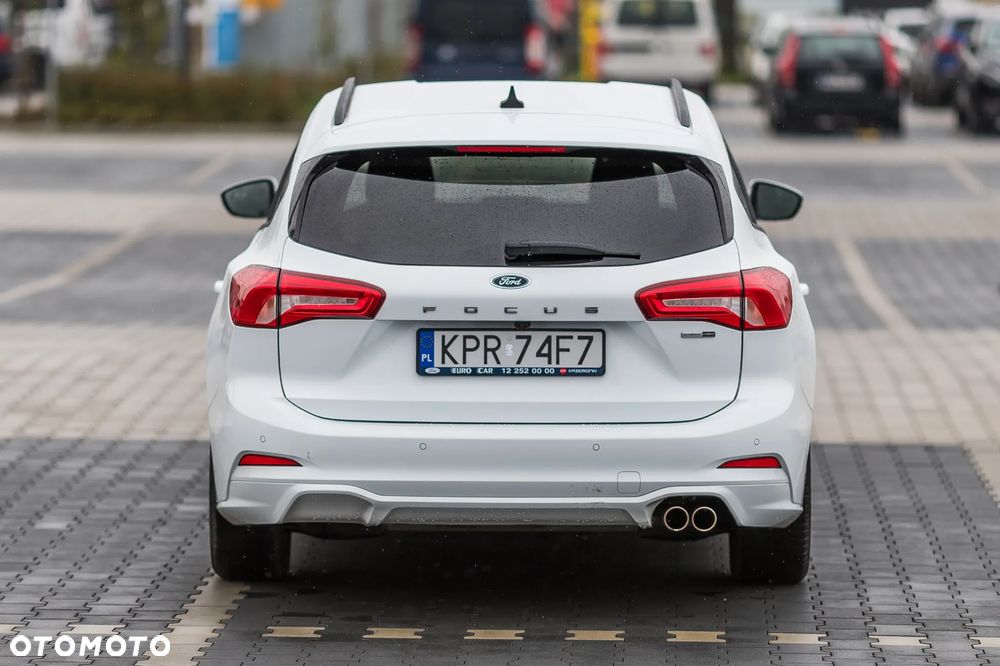Ford Focus 1.0 EcoBoost Hybrid ST-LINE - 9