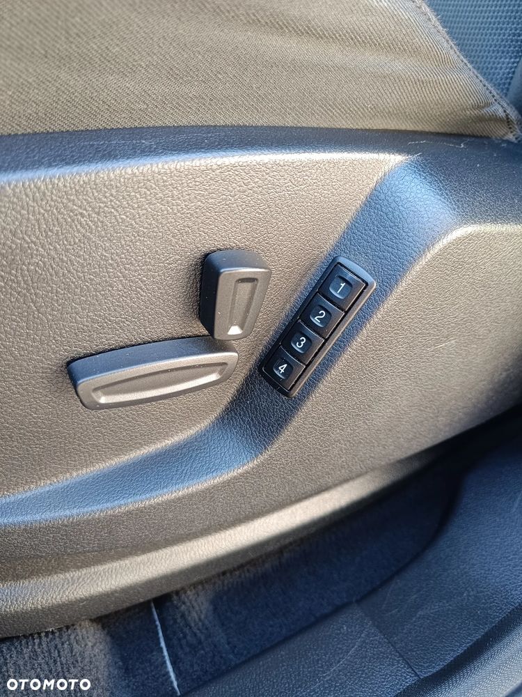 Ford S-Max 2.0 Titanium - 21