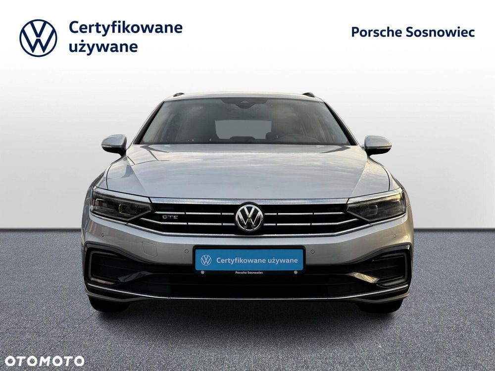 Volkswagen Passat - 9