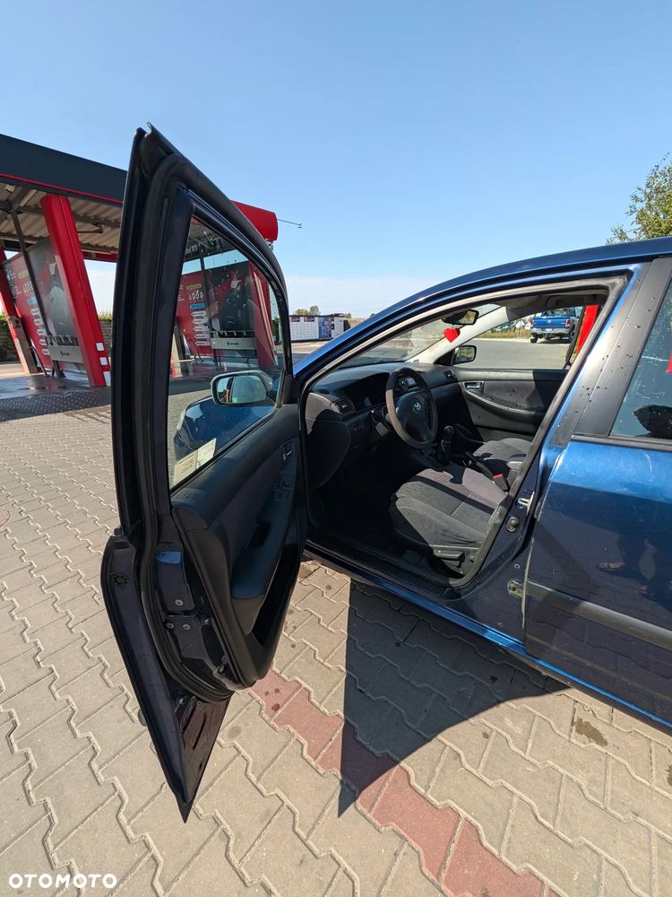 Toyota Corolla 1.4 VVT-i Terra - 18