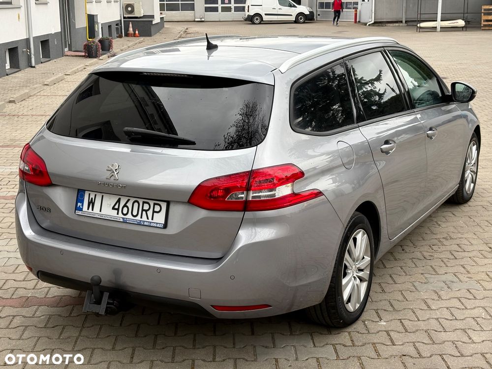 Peugeot 308 - 4