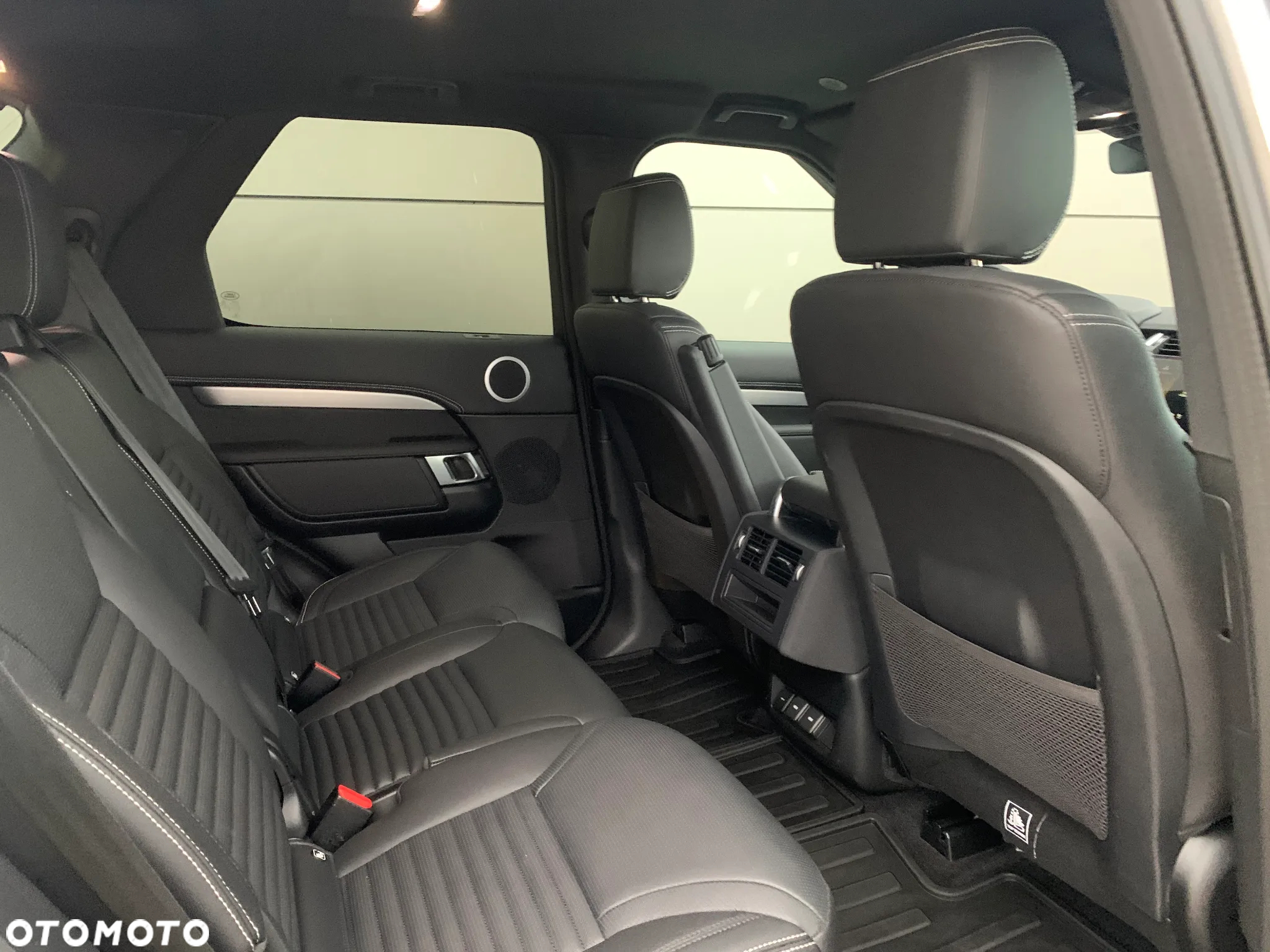 Land Rover Discovery - 10