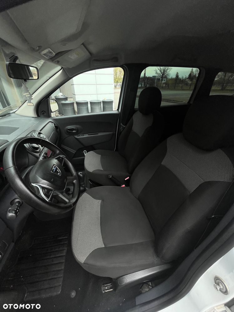 Dacia Lodgy 1.6 SCe Access S&S - 6
