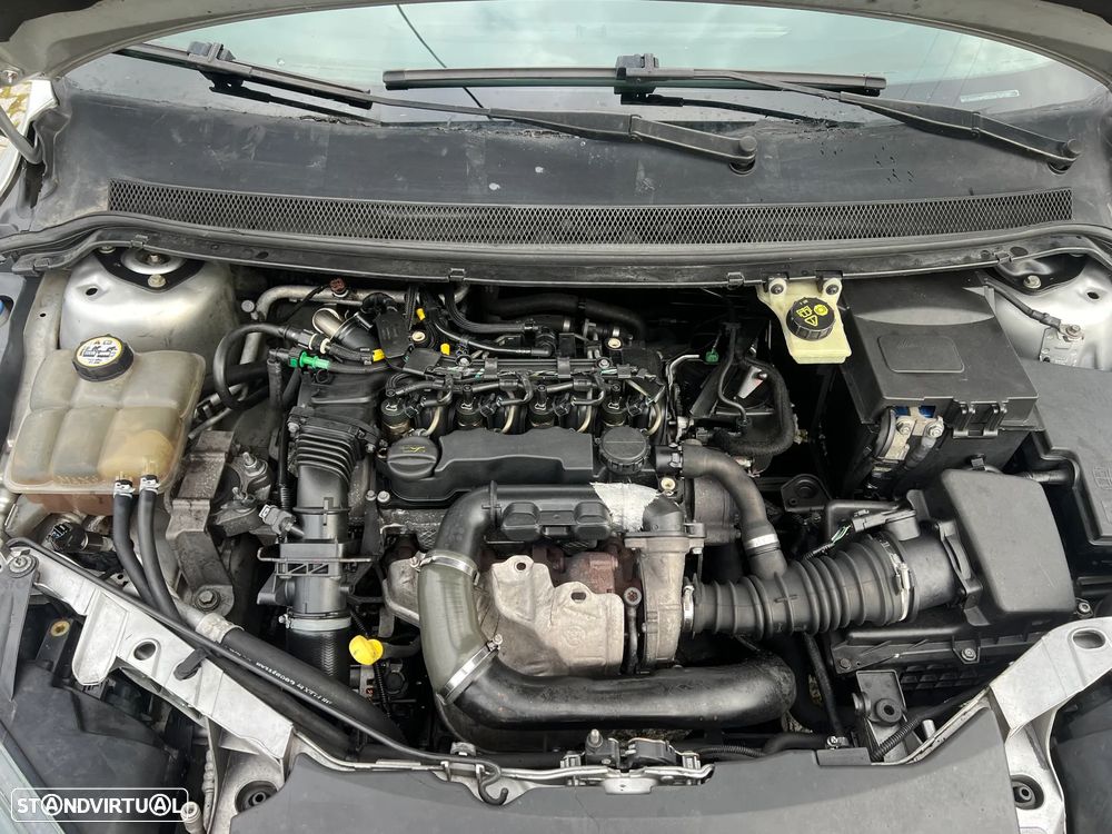 Ford Focus 1.6 TDCi 1st Edition - 16