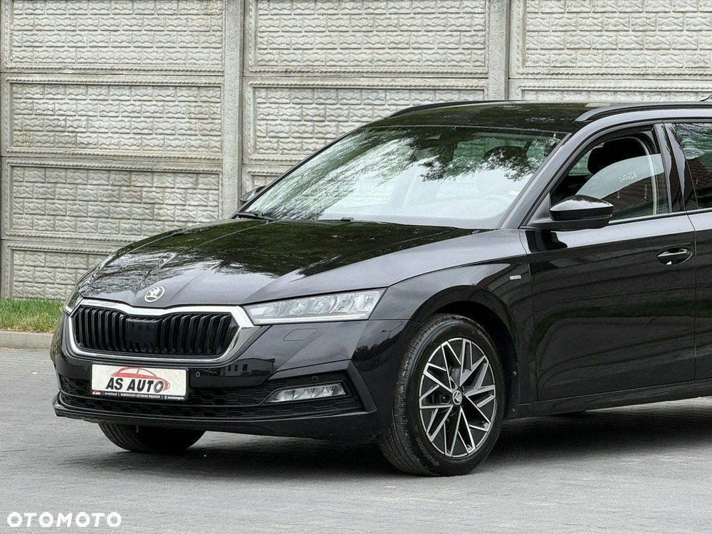 Skoda Octavia 2.0 TDI DSG Clever - 28