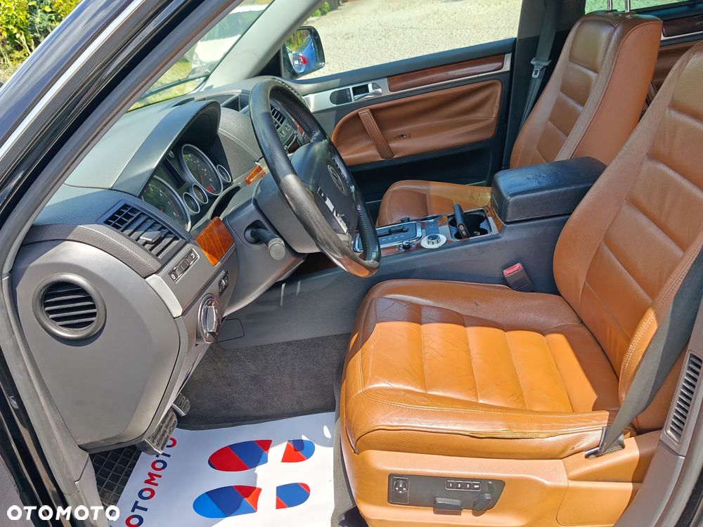 Volkswagen Touareg 4.2 V8 Automatik Exclusive Edition - 15