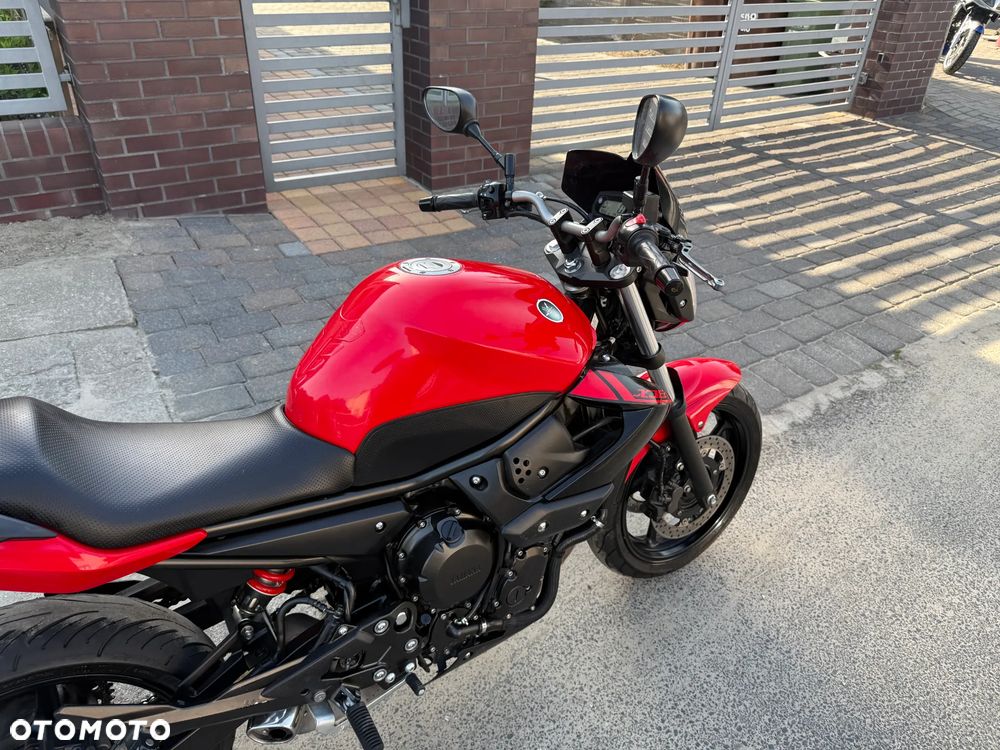 Yamaha XJ - 28