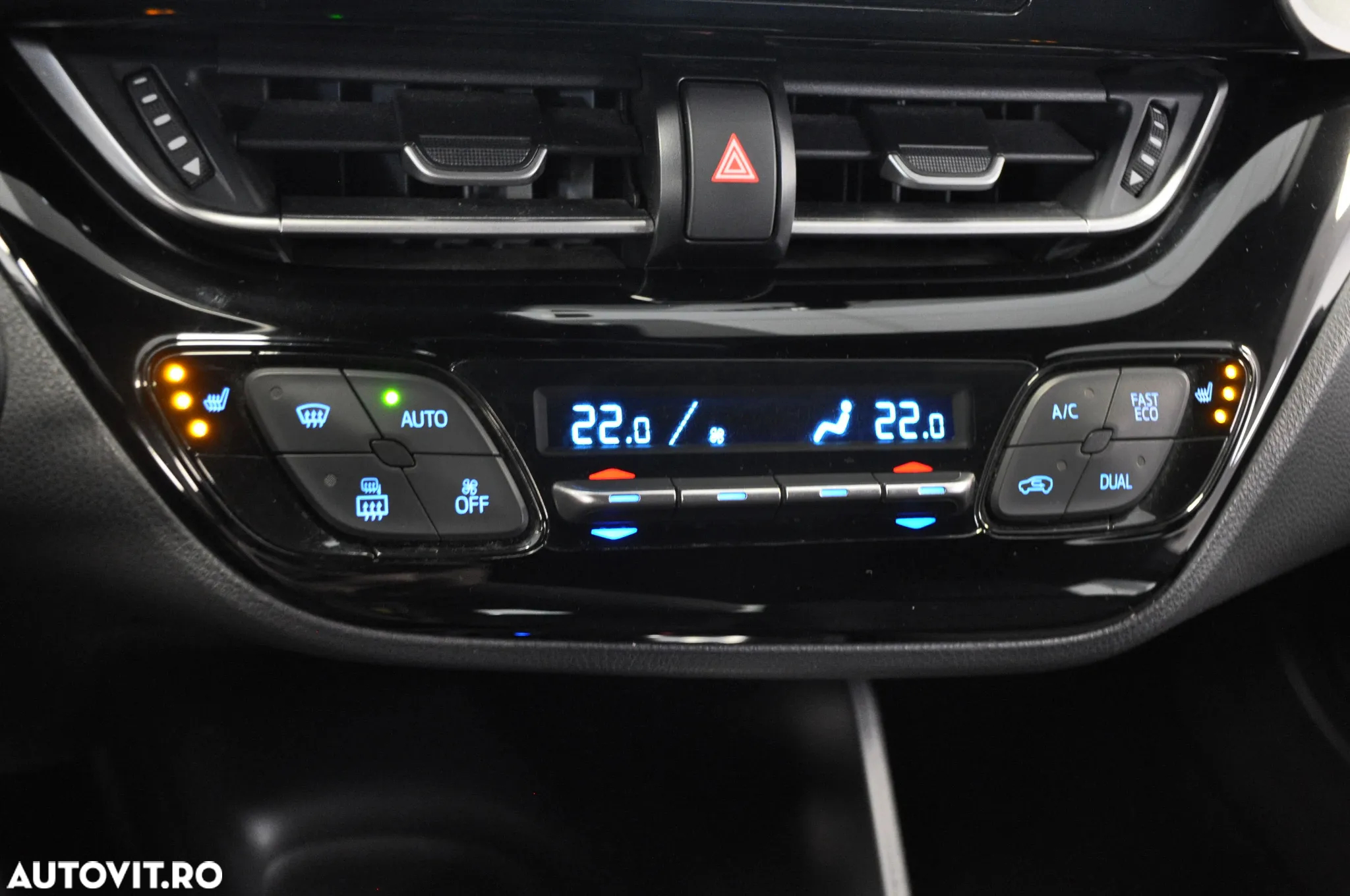 Toyota C-HR 1.8 Hybrid Business Edition - 18