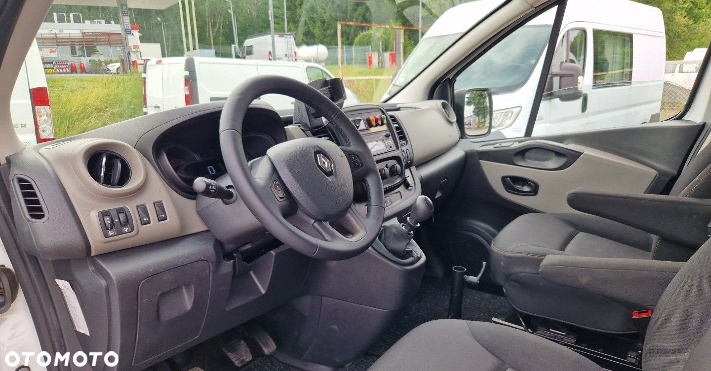 Renault Trafic - 24