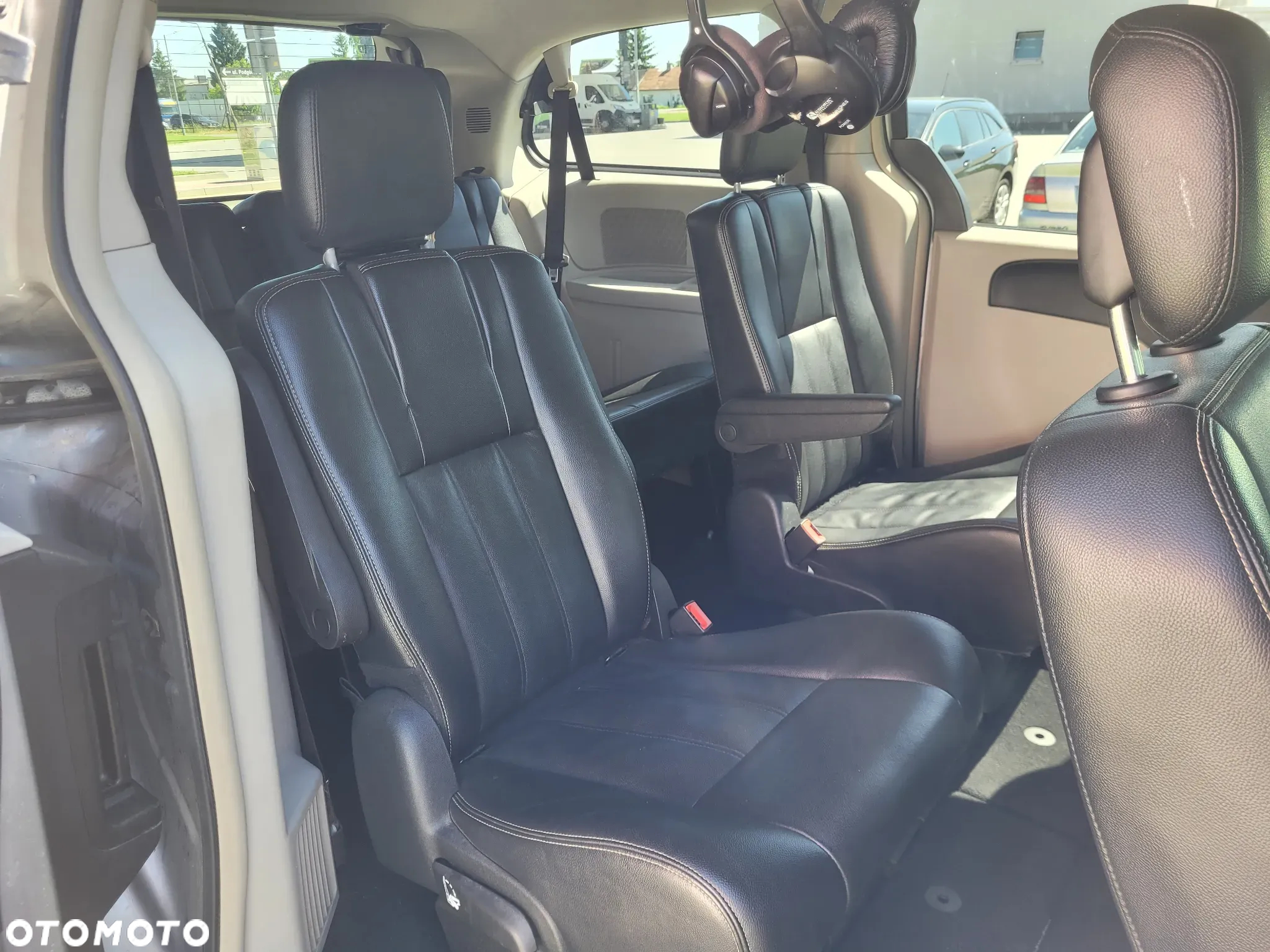 Chrysler Town & Country 3.6 Touring - 7