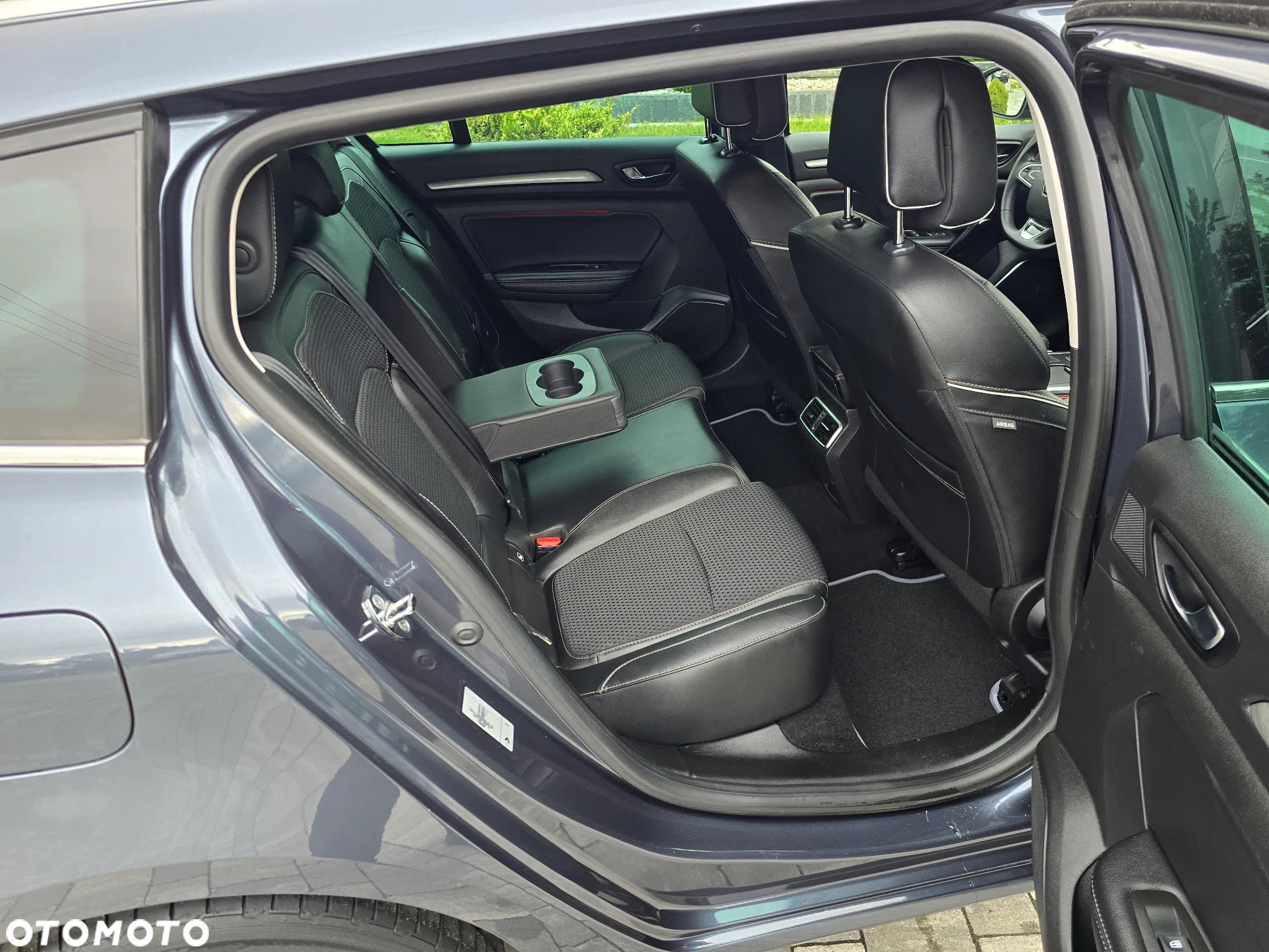 Renault Megane 1.2 16V TCe Energy Bose EU6 - 9