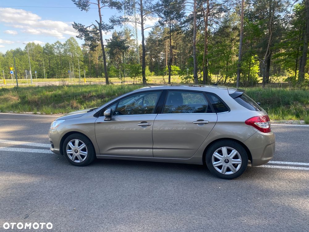 Citroën C4 HDi 115 Exclusive - 10