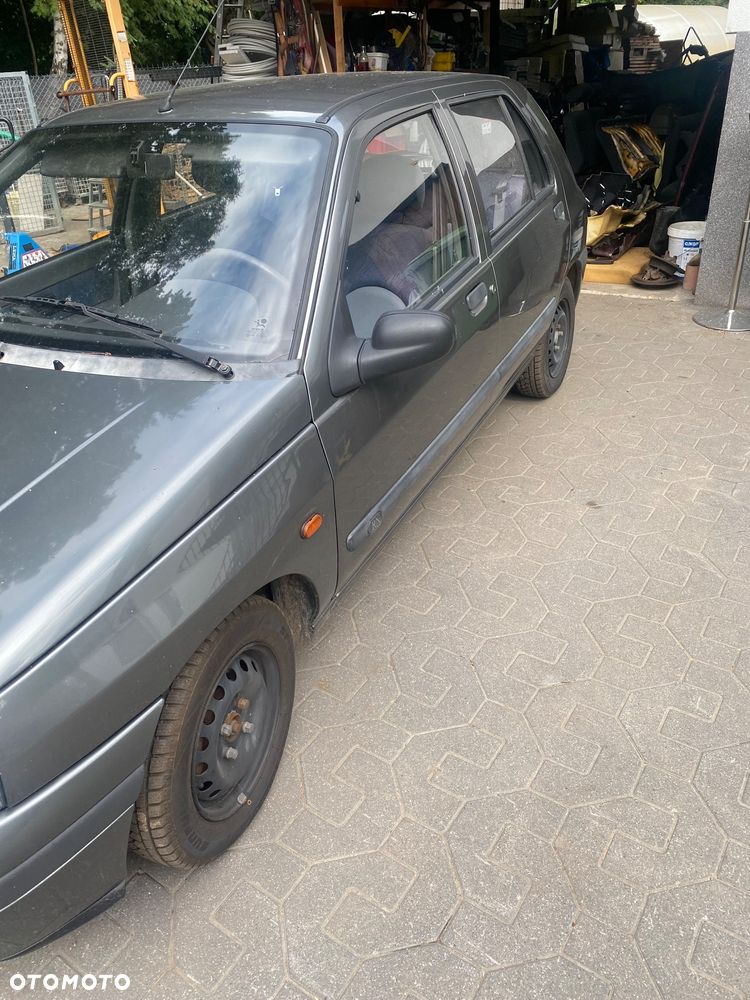 Renault Clio 1.2 - 7