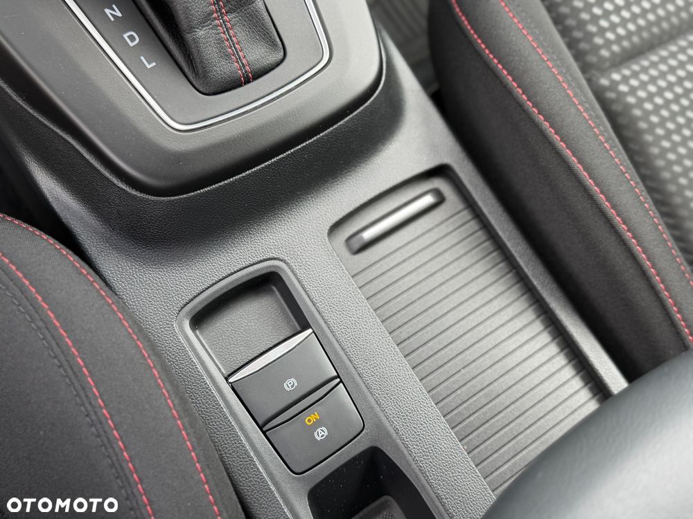 Ford Focus 1.0 EcoBoost mHEV ST-Line X - 21