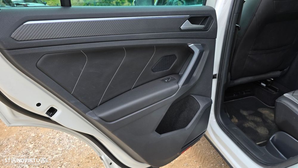 VW Tiguan 1.4 TSI eHybrid R-Line DSG - 53