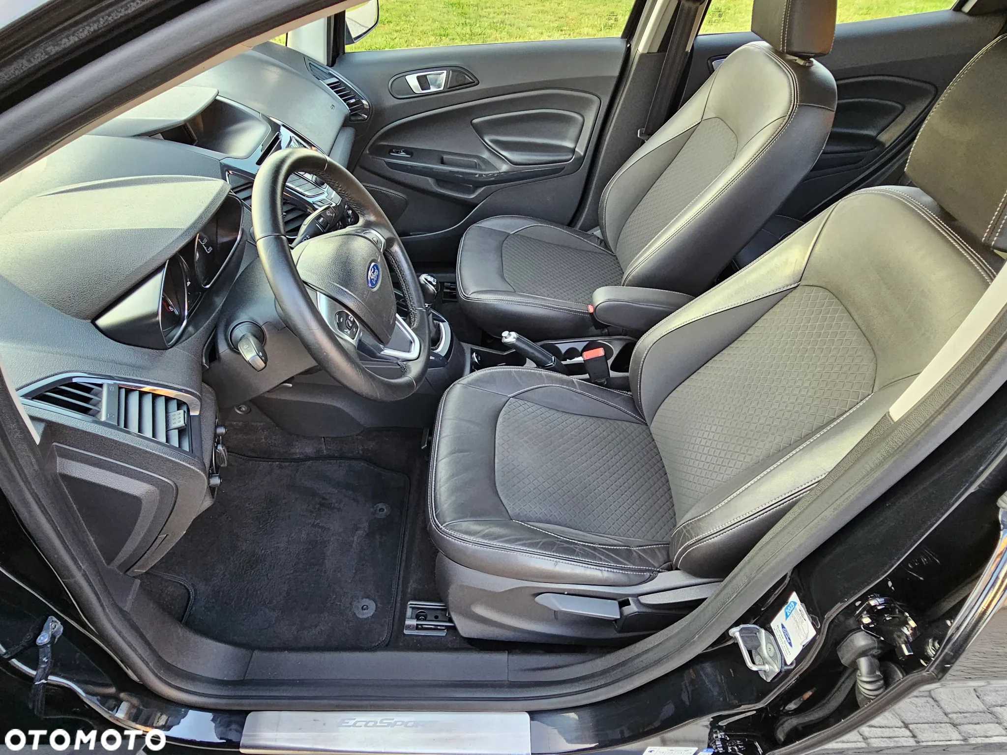 Ford EcoSport 1.0 EcoBoost TITANIUM - 12