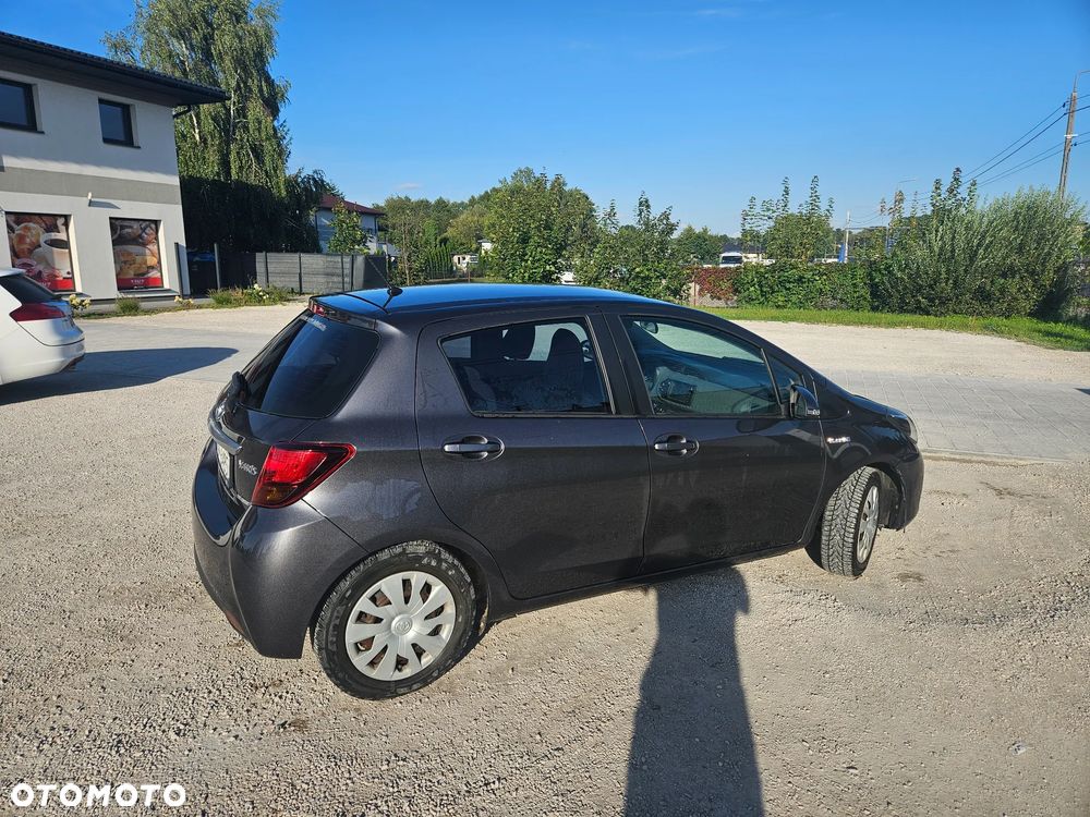 Toyota Yaris Hybrid 100 Premium EU6 - 2