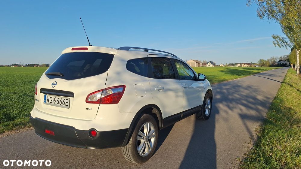 Nissan Qashqai+2 2.0 dCi DPF tekna - 11