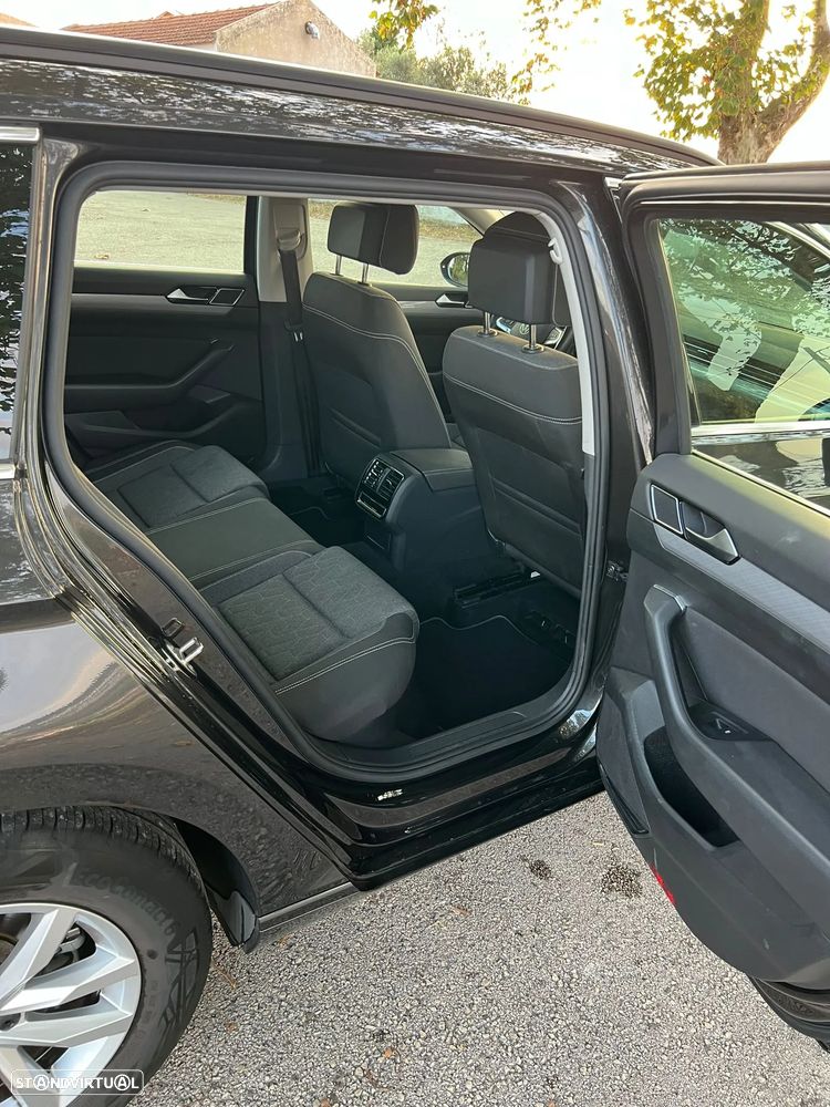 VW Passat Variant 2.0 TDi Conceptline DSG - 6