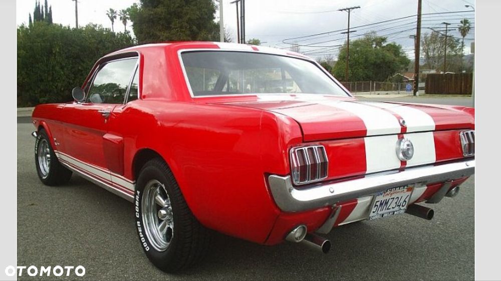 Ford Mustang - 5