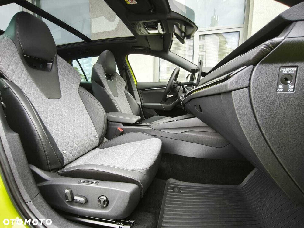 Skoda Octavia 2.0 TDI Sportline DSG - 18
