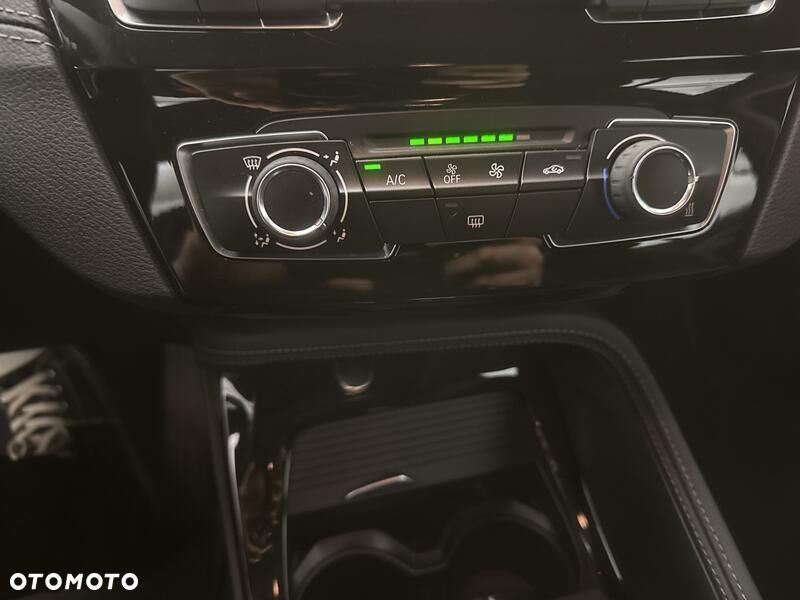 BMW X2 sDrive18i GPF - 17