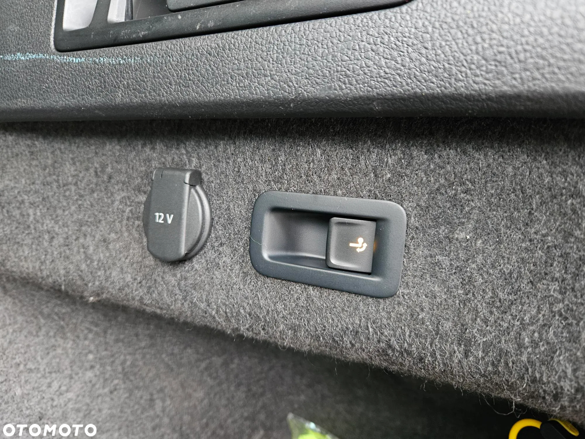 Volkswagen Passat 2.0 TDI Business DSG - 13