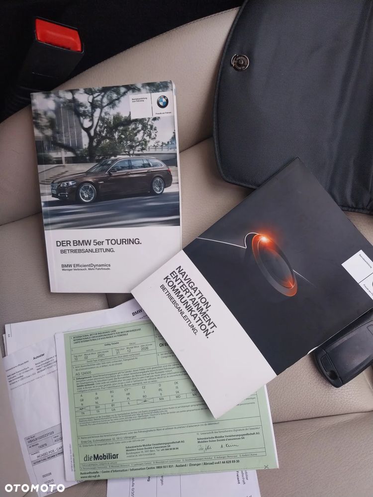 BMW Seria 5 525d Luxury Line - 33