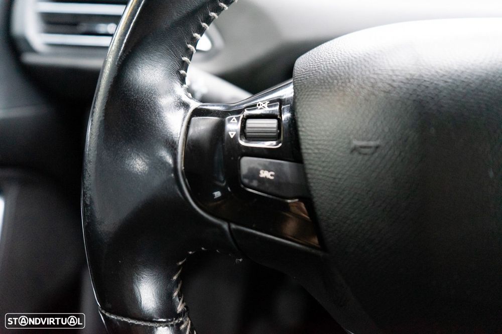 Peugeot 308 SW 1.5 BlueHDi Allure Pack - 32