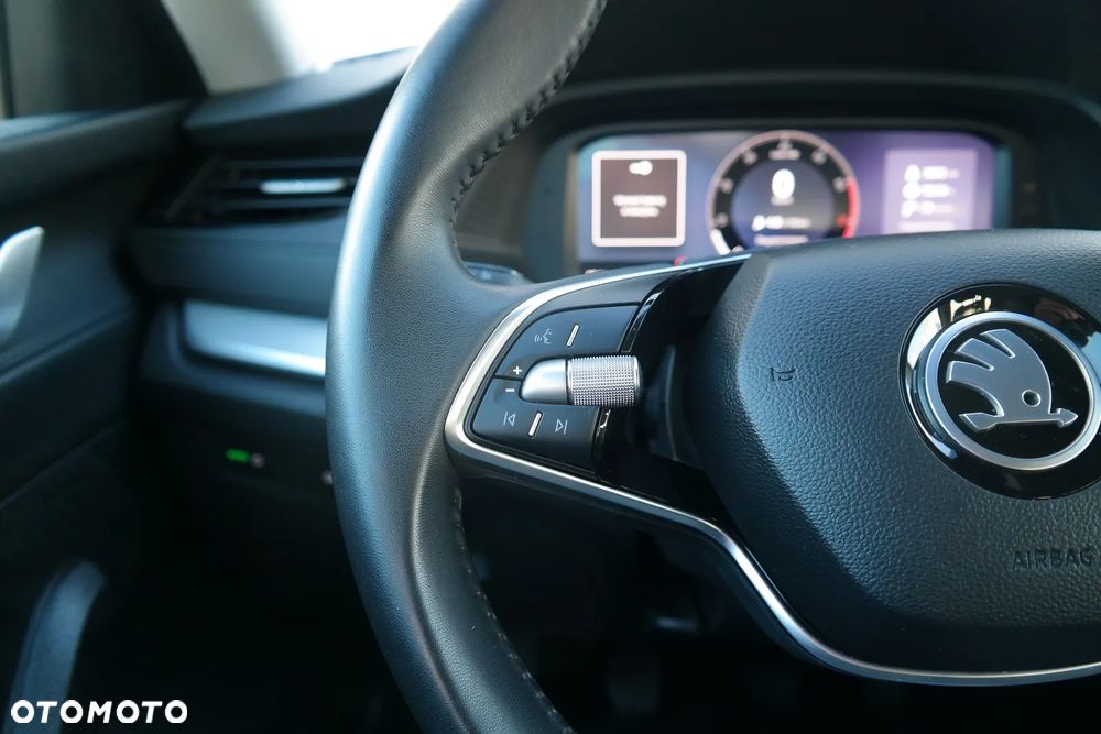 Skoda Octavia 1.5 TSI Essence - 17