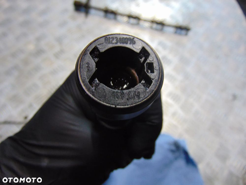 Wałek mimośrodowy BMW N62b36 4463674 - 3