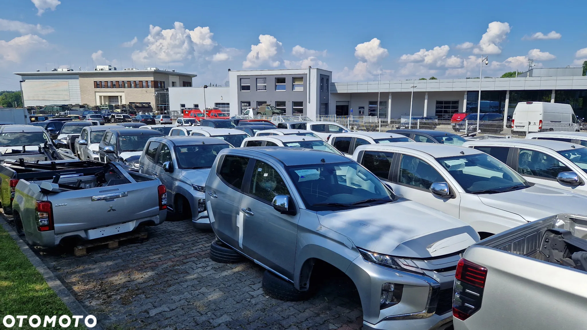 Mitsubishi L200 kabina, karoseria kompletna wraz z osprzętem. NOWA RP2021 - 4