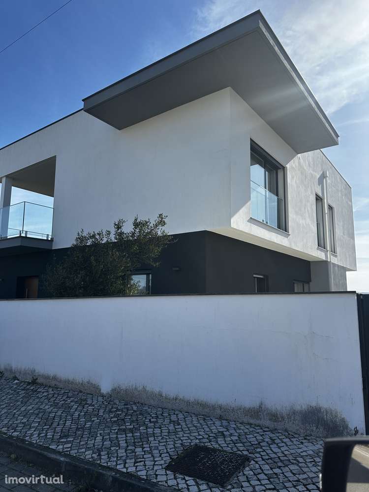 A Moradia de sonho que não vais encontrar em mais lado nenhum... - Grande imagem: 2/10