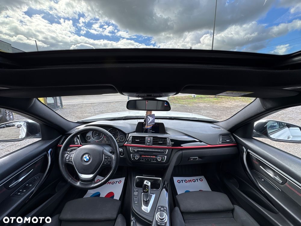 BMW Seria 3 320d xDrive Sport Line - 25