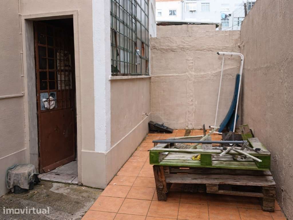 Espaço Comercial na Amadora com terraço de 13m2 - Grande imagem: 4/5