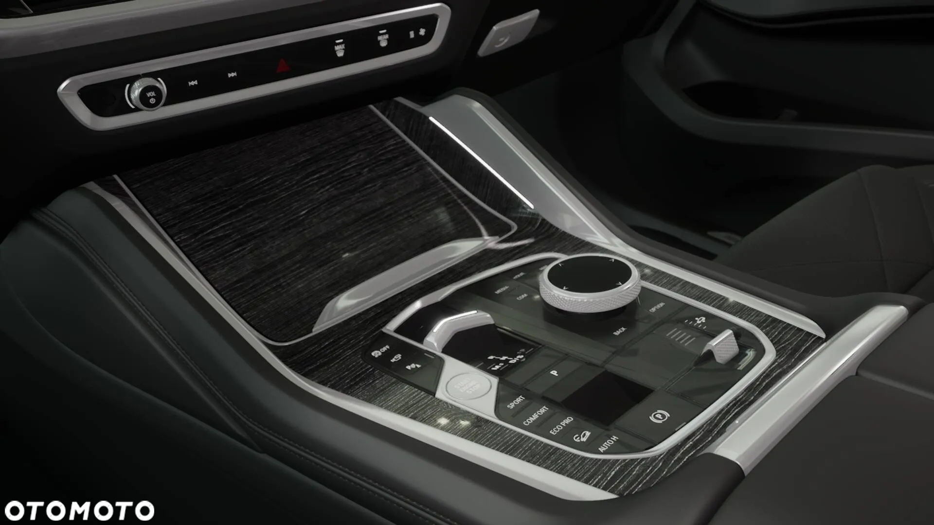 BMW X6 xDrive30d mHEV - 10